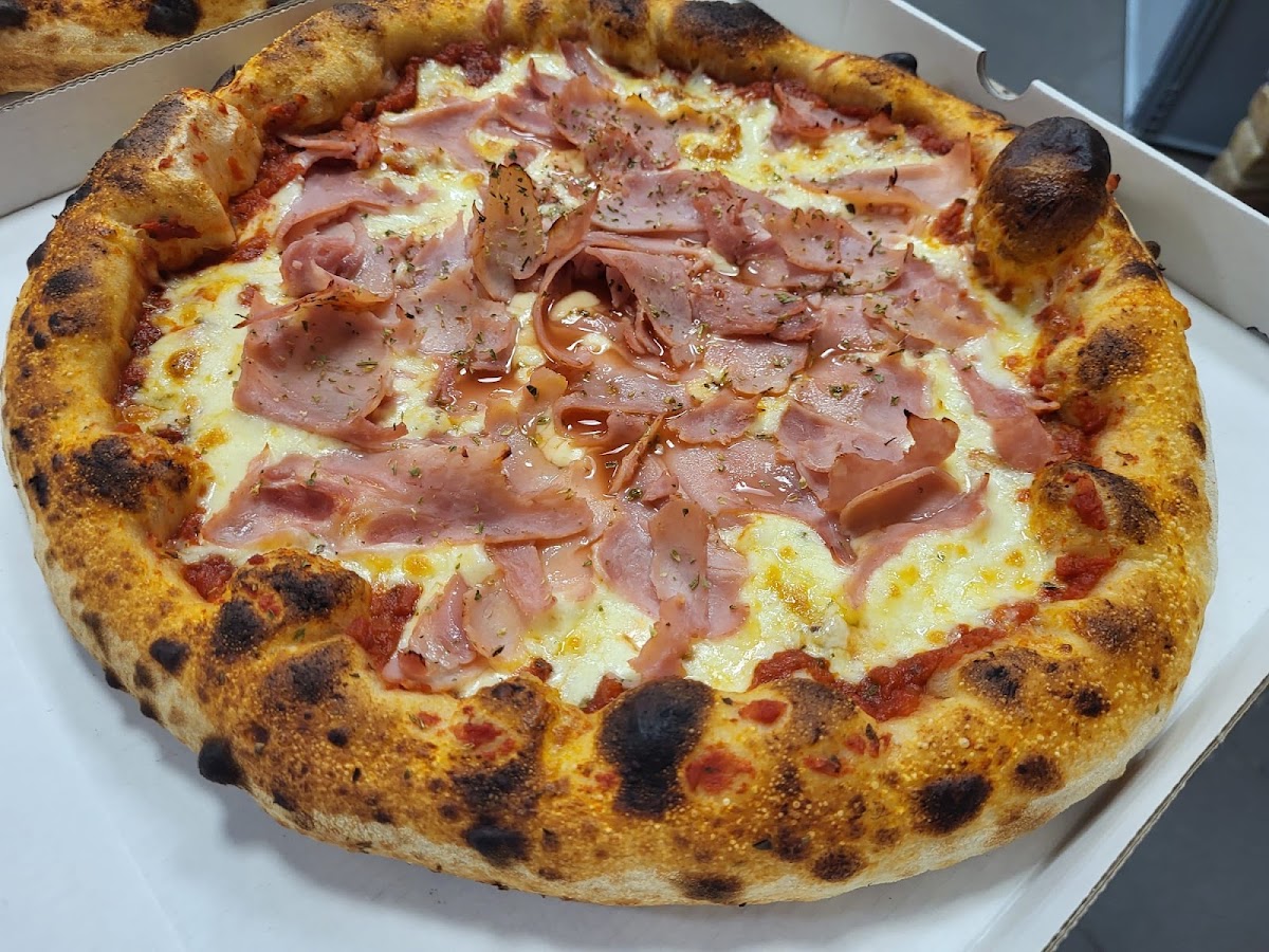 Frank Pizza Photos 2